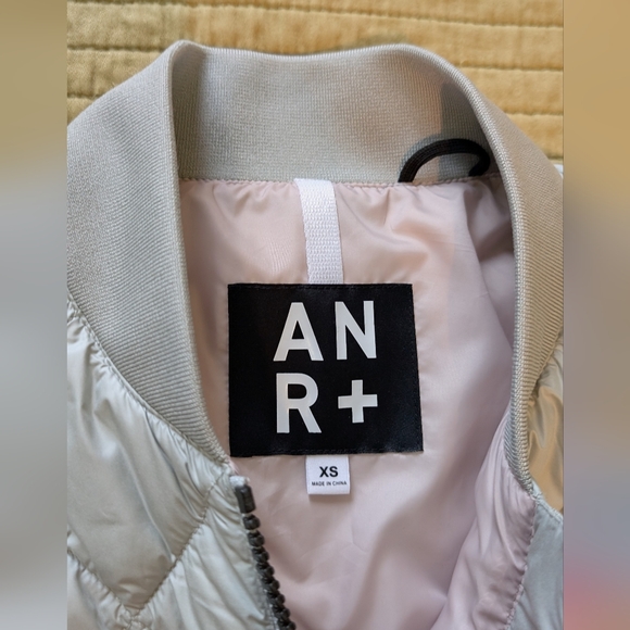 Alp N Rock Grey Bomber Jacket Prima Loft Cruelty Free Size XS - Picture 4 of 16